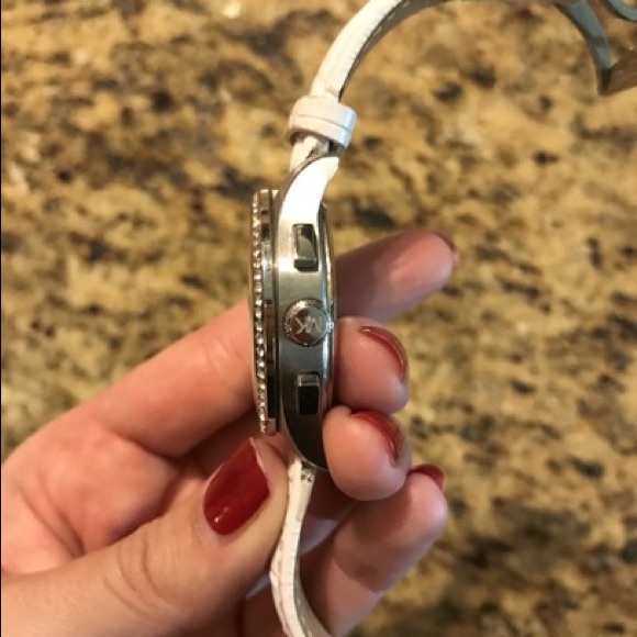 Michael Kors Leather Watch - Picture 3 of 8